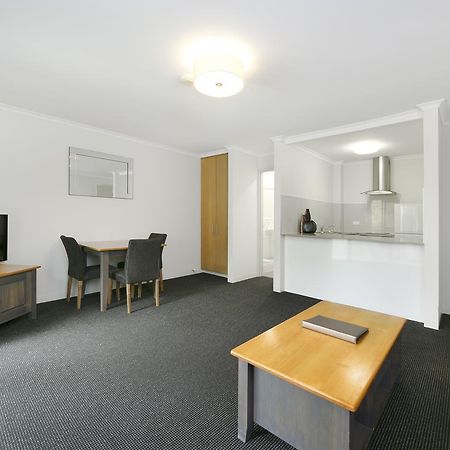 Mt Ommaney Hotel Apartments Brisbane Luaran gambar