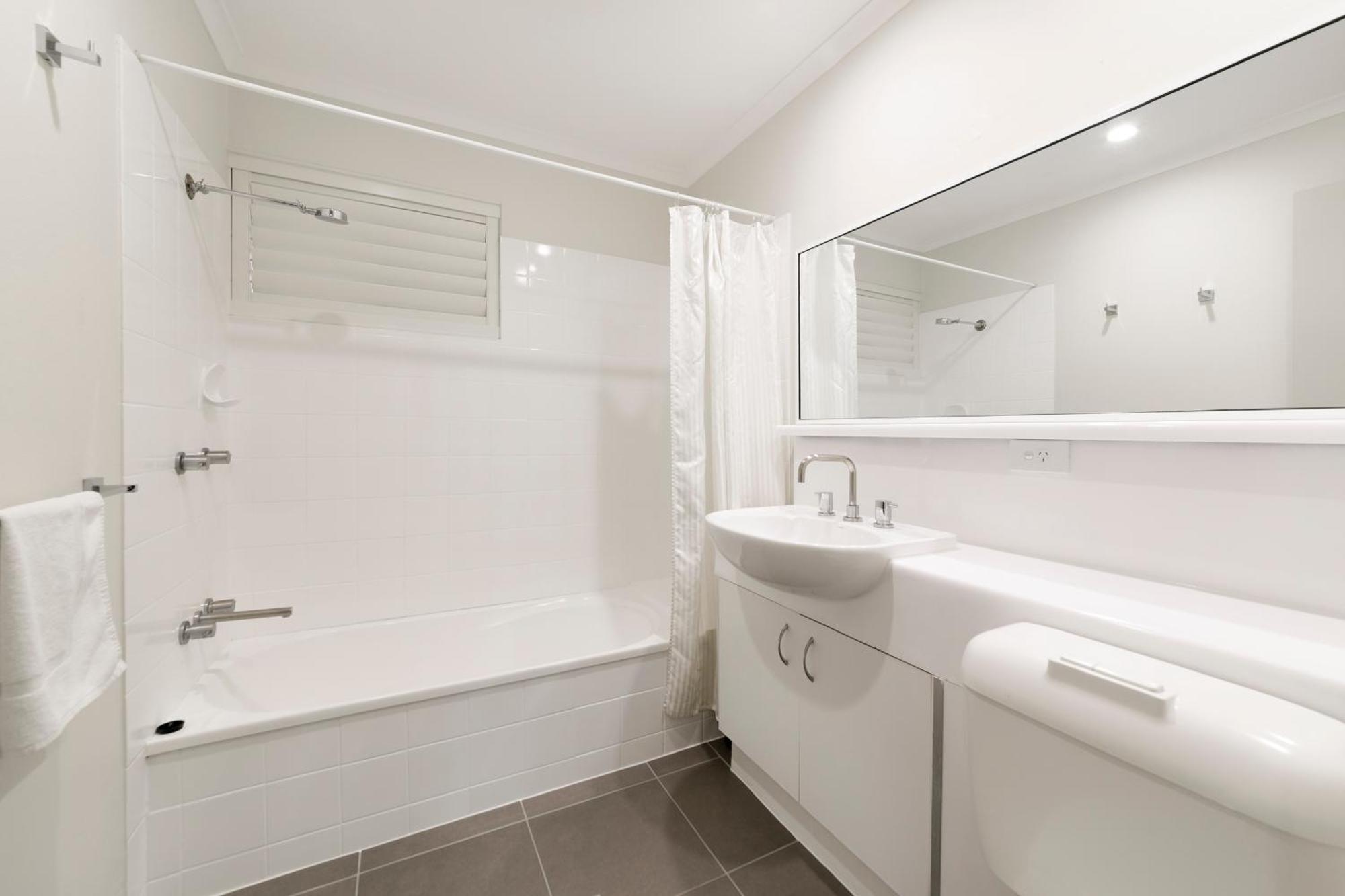 Mt Ommaney Hotel Apartments Brisbane Luaran gambar