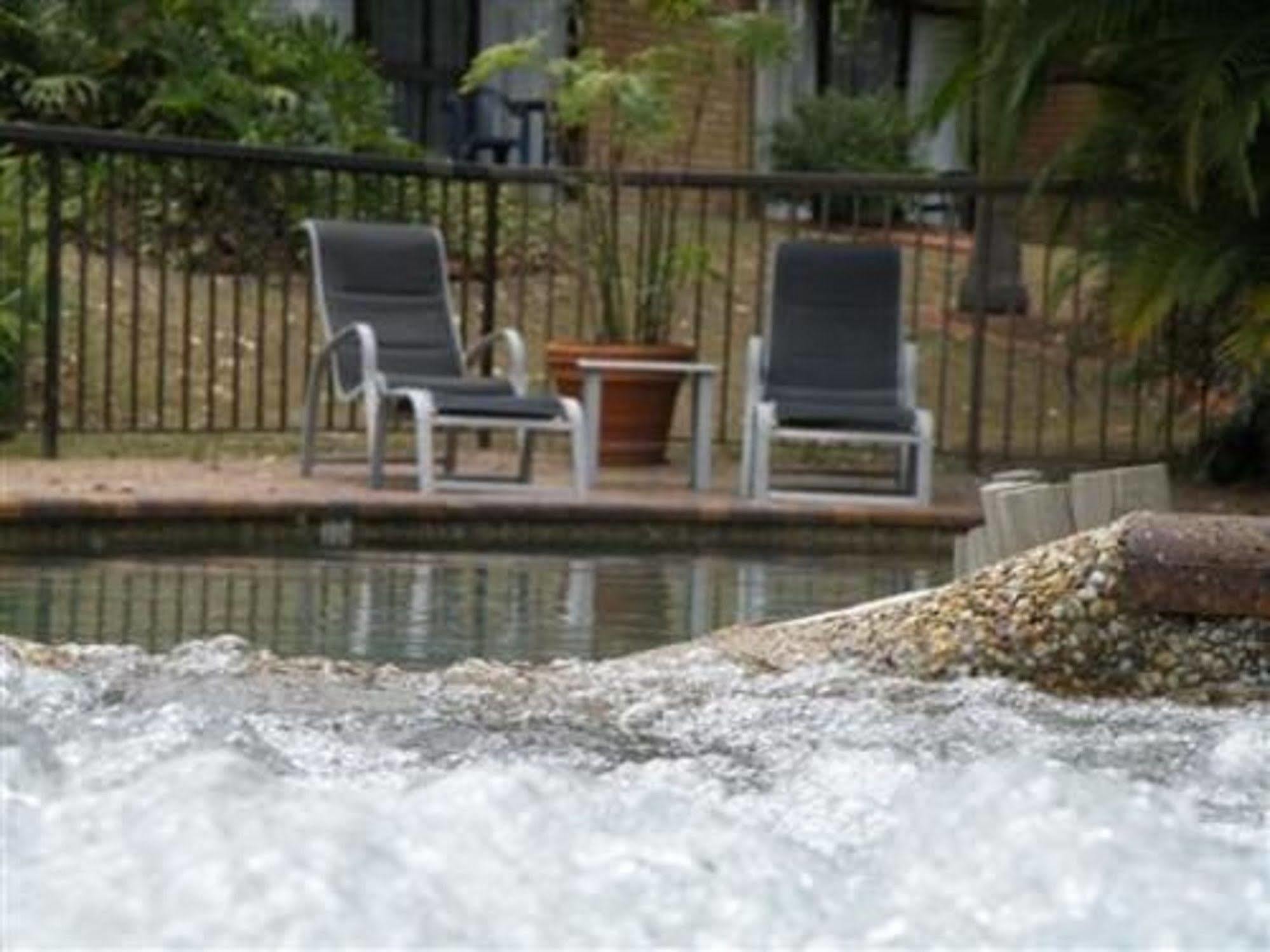 Mt Ommaney Hotel Apartments Brisbane Luaran gambar