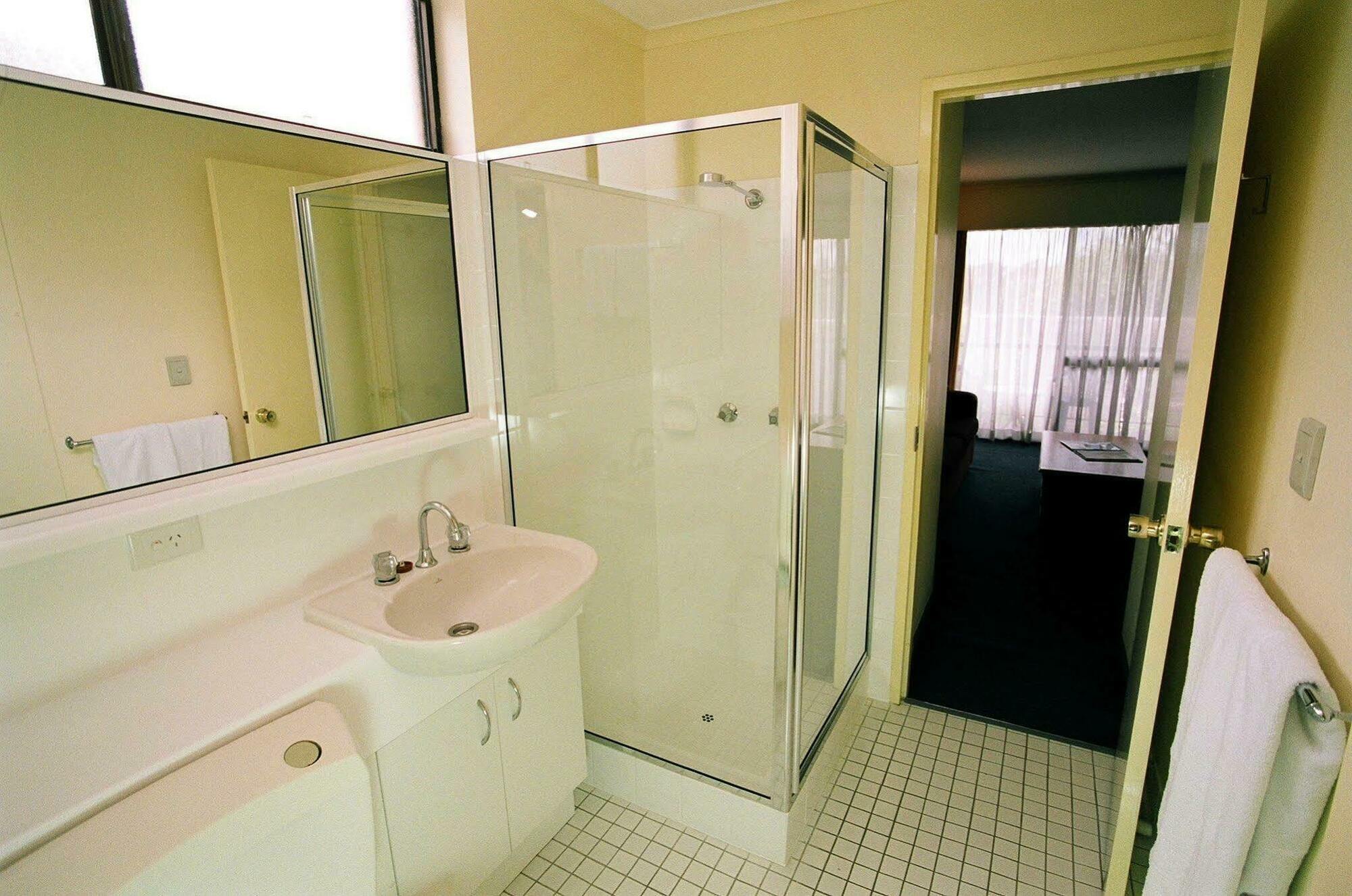 Mt Ommaney Hotel Apartments Brisbane Luaran gambar